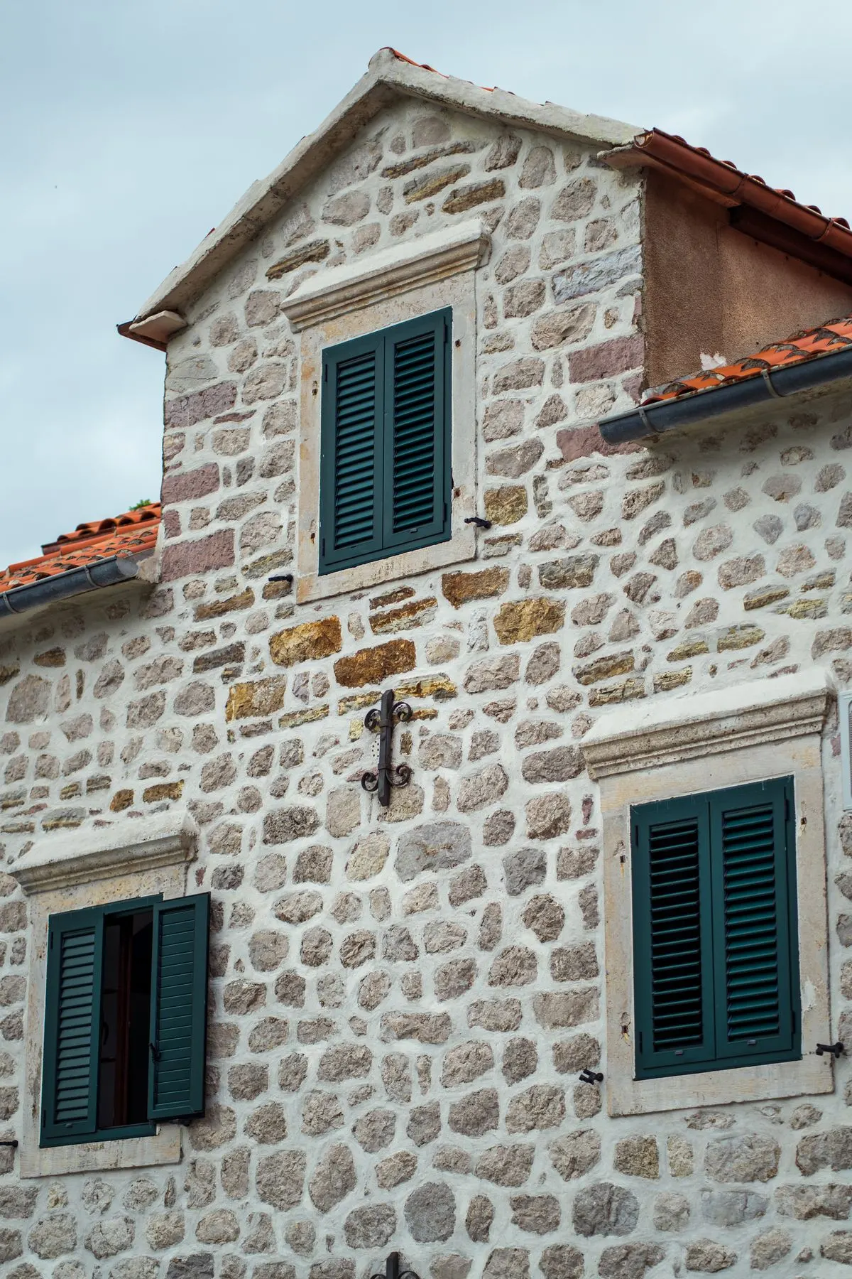 Façade en pierre restaurée