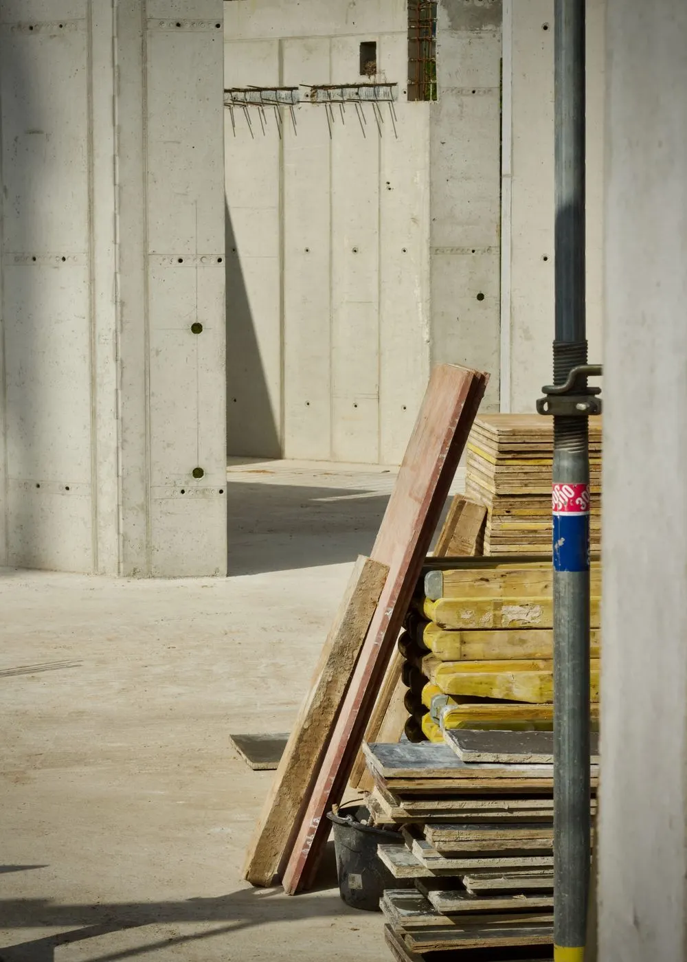 Gros œuvre en béton sur un chantier tenu propre